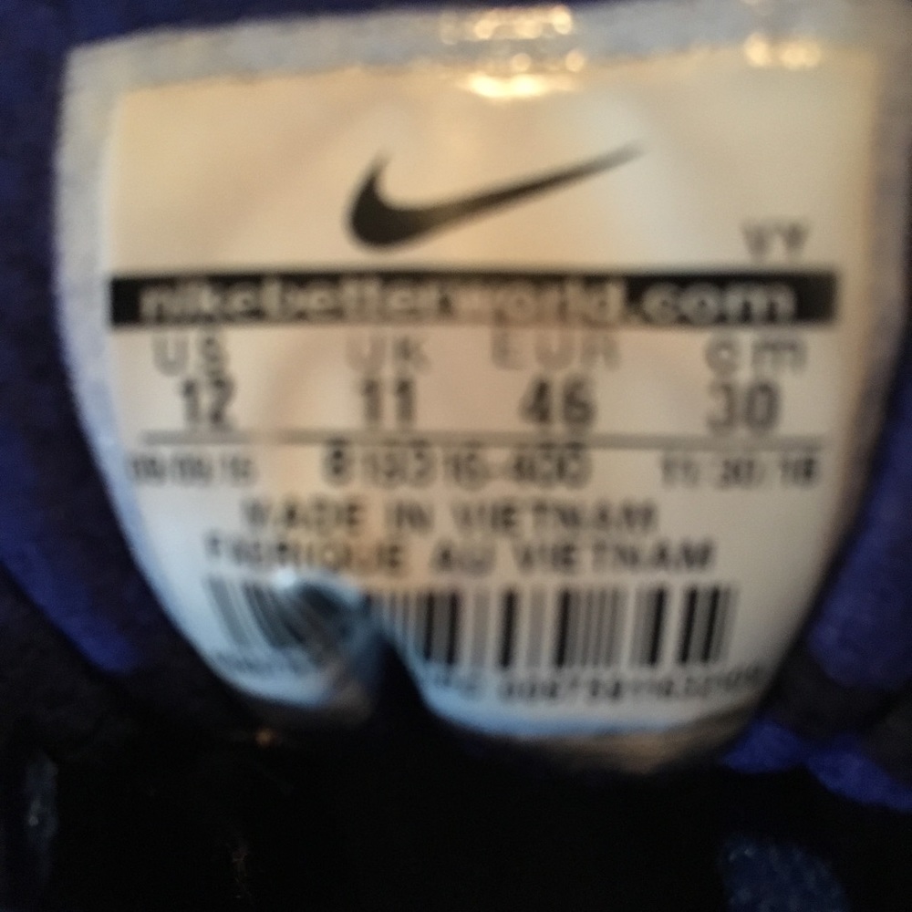 Nike size 12 - Picture 4 of 4